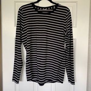 Lululemon long sleeve striped top, like new.